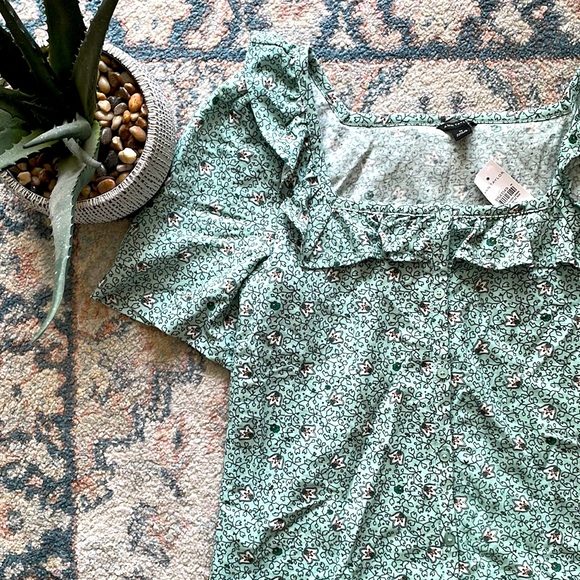 Ann Taylor Sea-Green Floral Top - Picture 3 of 6